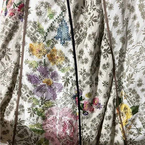 Burning Torch Anthropologie Floral Patterned Fabric - Picture 5 of 8